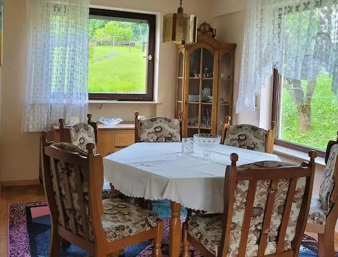 Appartement Haus Thea Bei Stuttgart *